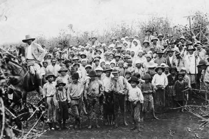 Em abril de 1905, chegou ao Brasil o Ministro Fukashi Sugimura, sendo bem recebido tanto pelas autoridades locais como pelo povo. Parte desse tratamento se deve a vitória japonesa na Guerra Russo-Japonesa, frente ao grande Império Russo. - Domínio Público/Wikimédia Commons