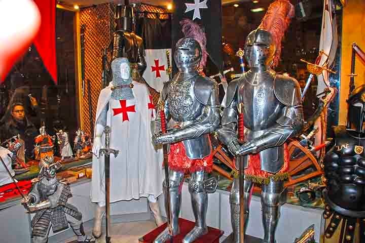 “Tudo isto foi feito para criar um protocolo de simulação de combate que reproduzisse as atividades diárias realizadas pelos guerreiros de elite no final da Idade do Bronze”, explica Andreas Flouris, investigador da Universidade de Tessália, na Grécia,