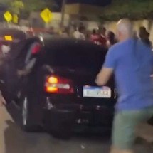 Imagens mostram momento em que homem atropela pessoas; veja