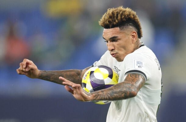 IGOR JESUS: Gerou um volume de jogo ofensivo com sua entrada, mas teve um dia de azar, afinal, seus companheiros no coletivo não estavam bem. Assim, ficou complicado, quase sozinho, tentando marcar. NOTA: 5,5. - Foto: Vitor Silva/Botafogo.