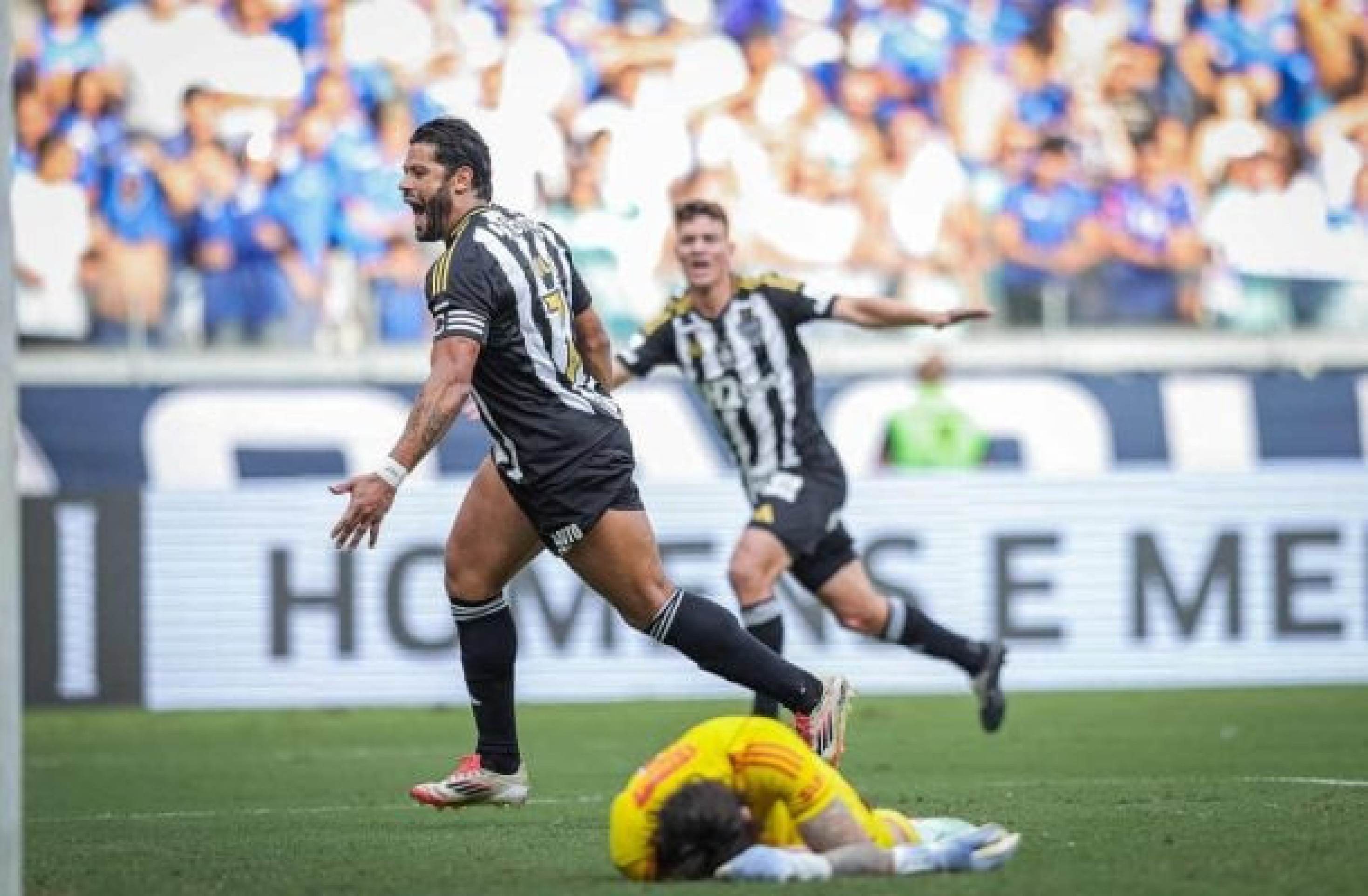Hulk enaltece trabalho do Atlético-MG e explica provocação à torcida do Cruzeiro: ‘Profetizei’
