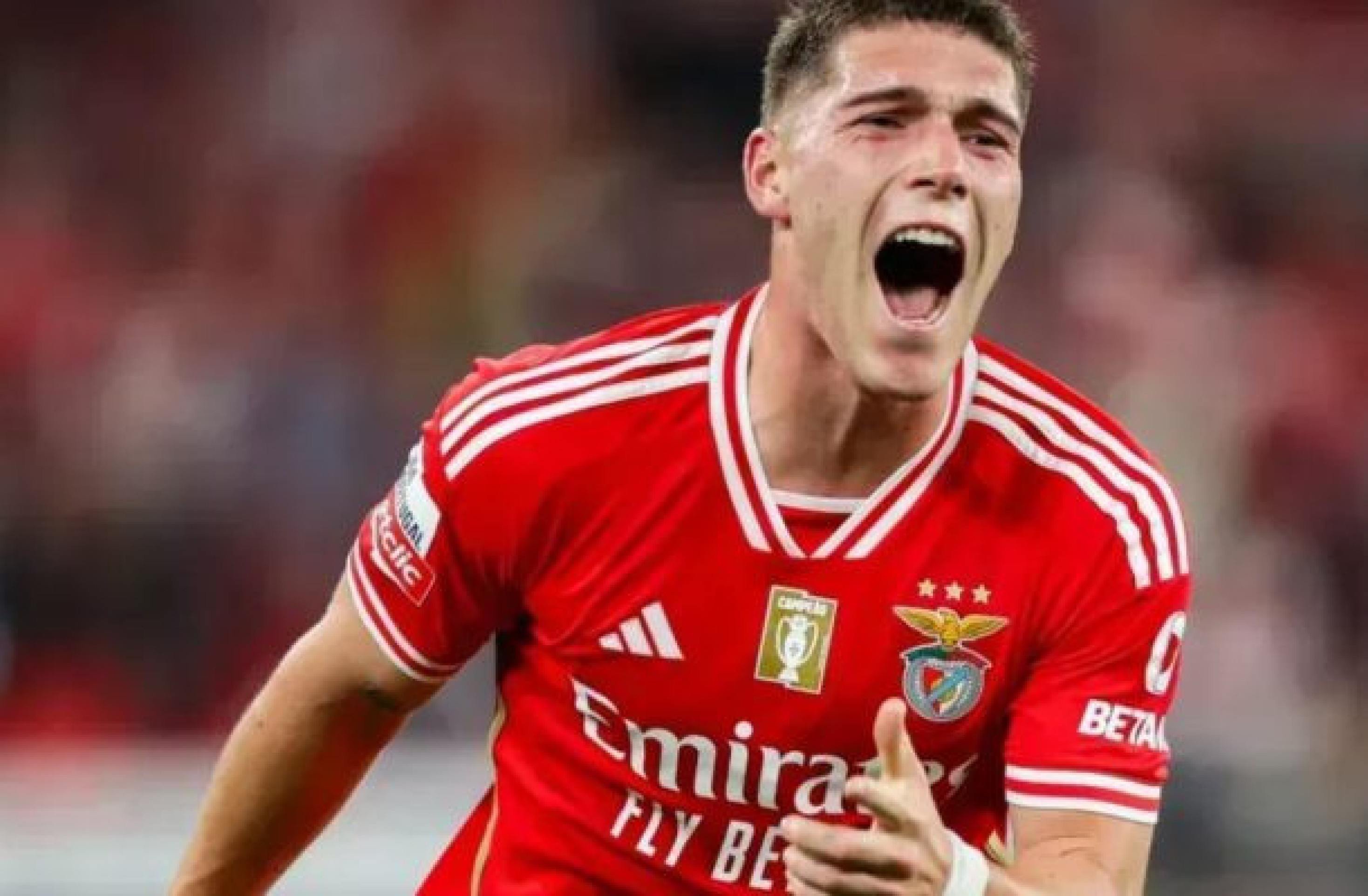 Santos atropela Botafogo e fecha com jogador argentino