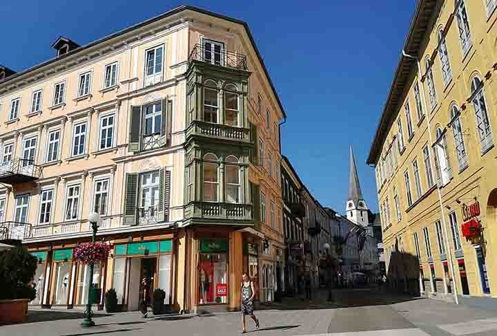 Bad Ischl - Essa Ã© uma charmosa cidade termal localizada no estado da Alta Ãustria, famosa por suas Ã¡guas termais e seu papel na histÃ³ria da monarquia austro-hÃºngara.