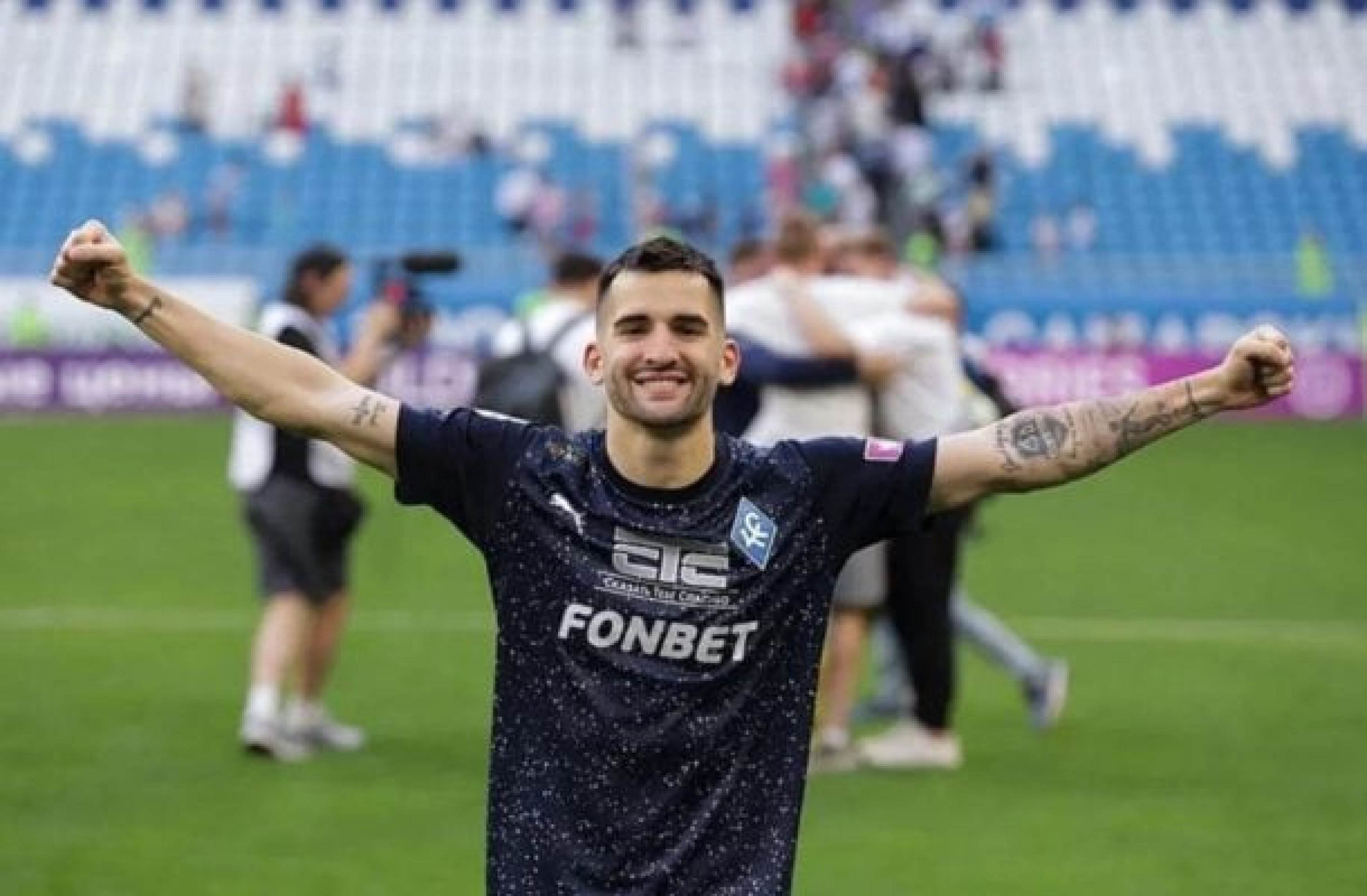 Vasco faz proposta por Benjamin Garré, ex-Manchester City