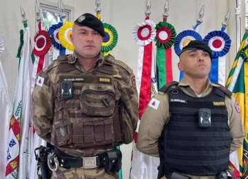 Policiais militares com a câmera no uniforme -  (crédito: Edesio Ferreira/EM/D.A Press)