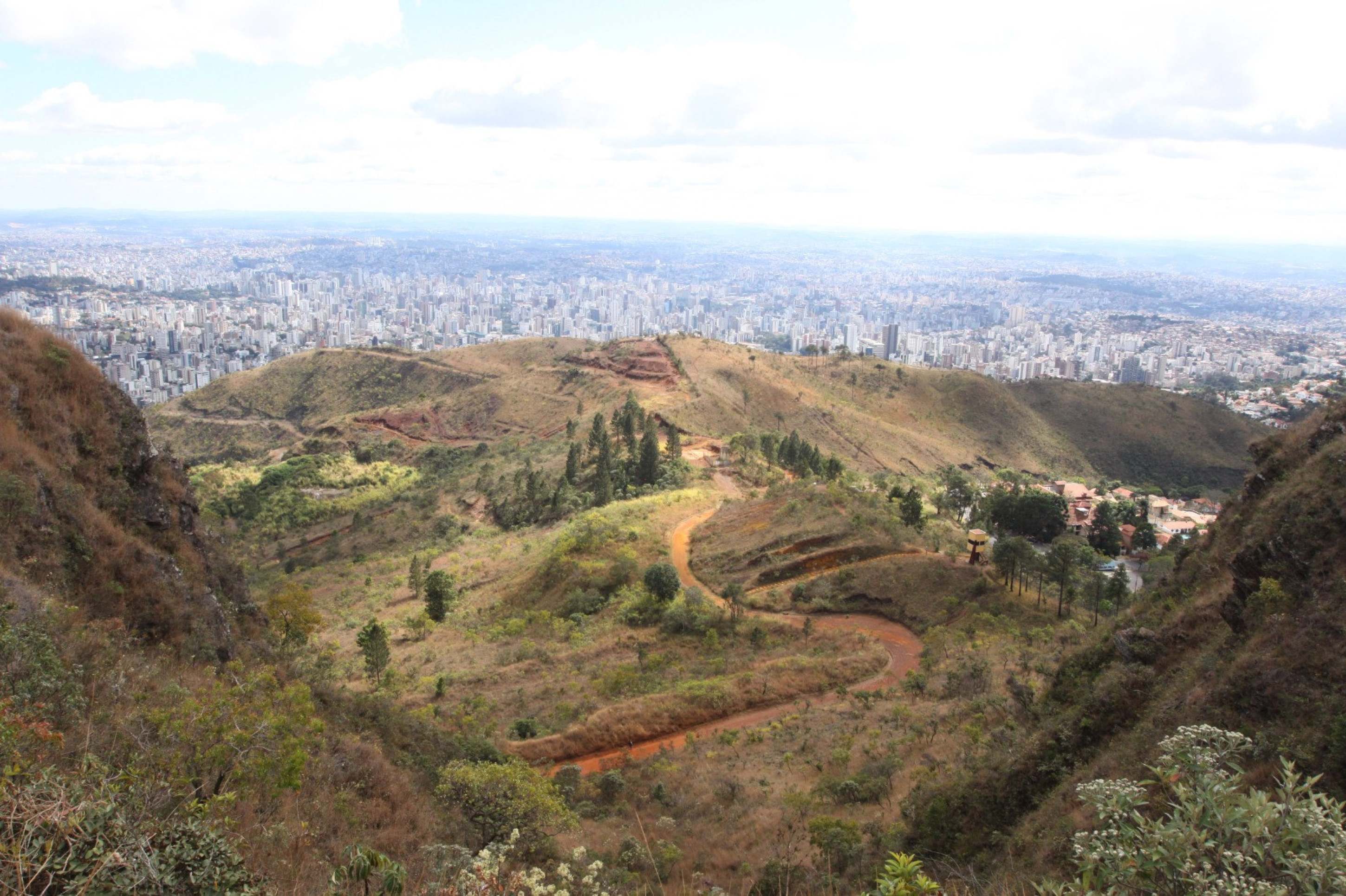 MG ganha 60 mil m² de área verde com expansão do Parque da Serra do Curral