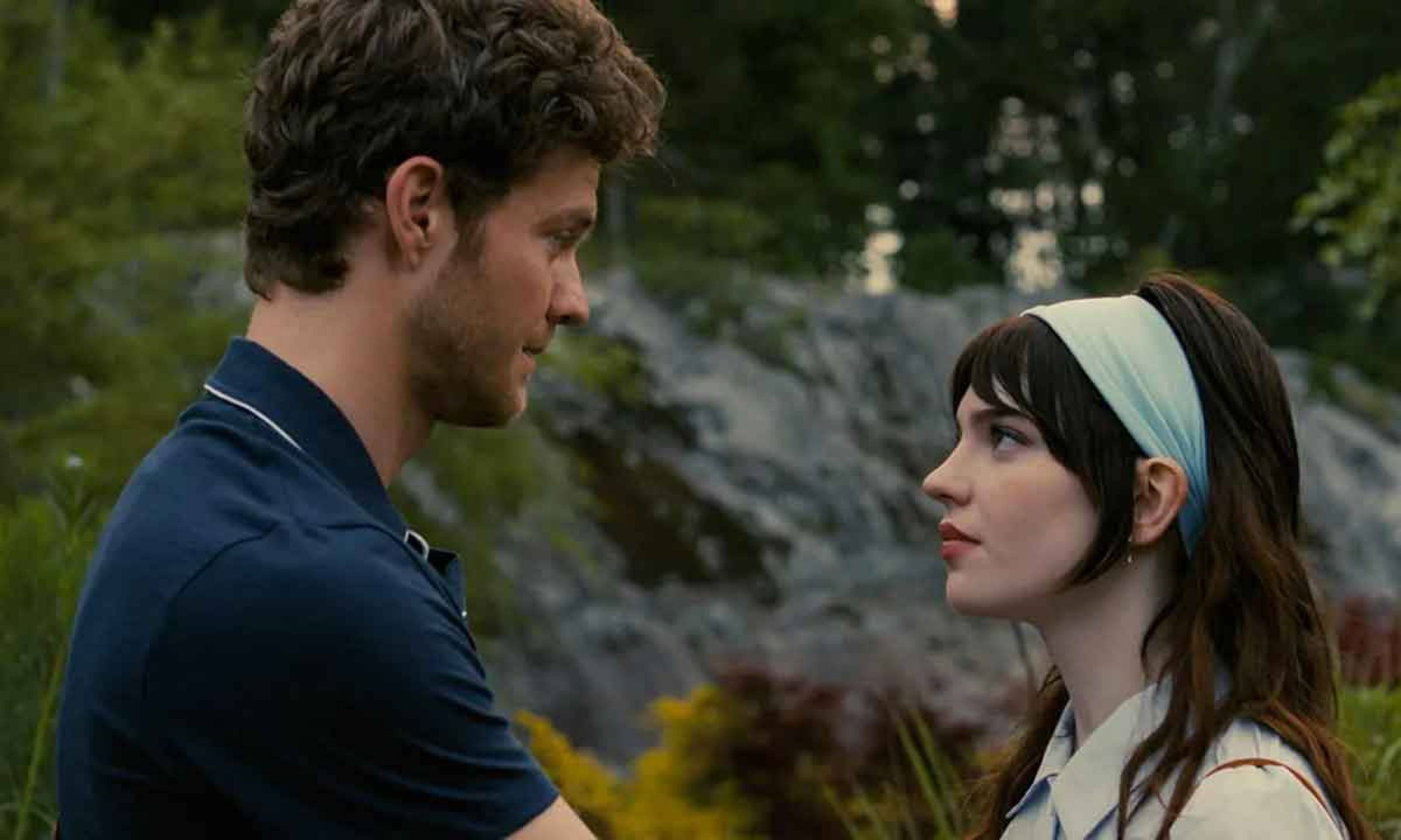 'Acompanhante perfeita' perdeu uma boa oportunidade de ser ótimo thriller