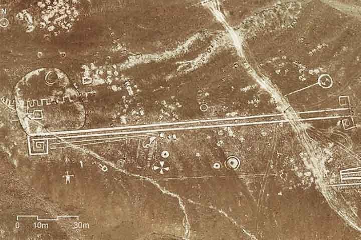 Algumas dessas figuras são enormes e chegam a medir 30 metros, sendo visíveis até mesmo do céu! 