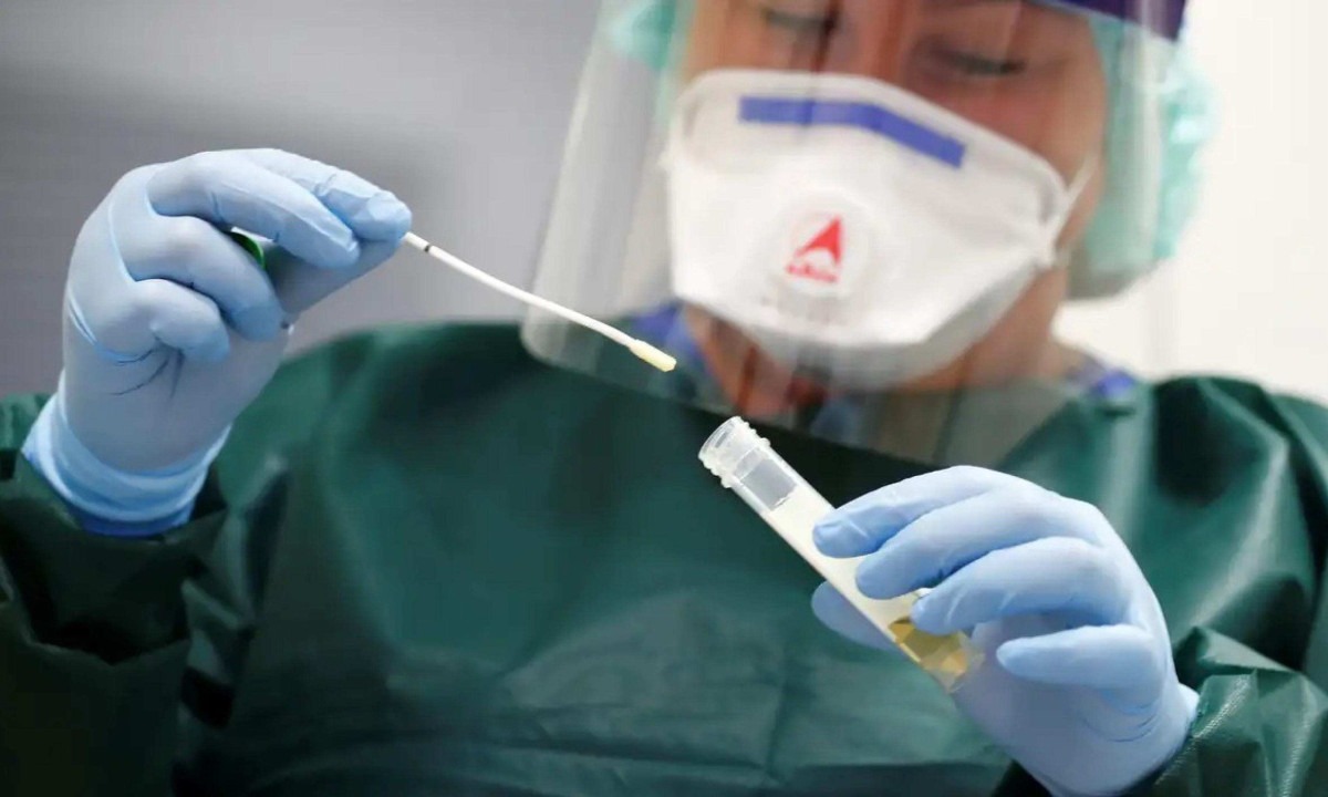 Brasil conta com 86,31% da população imunizada com pelos menos duas doses da vacina contra a Covid-19. - (crédito: Agência Brasil) Brasil conta com 86,31% da população imunizada com pelos menos duas doses da vacina contra a Covid-19. - (crédito: Agência Brasil)
