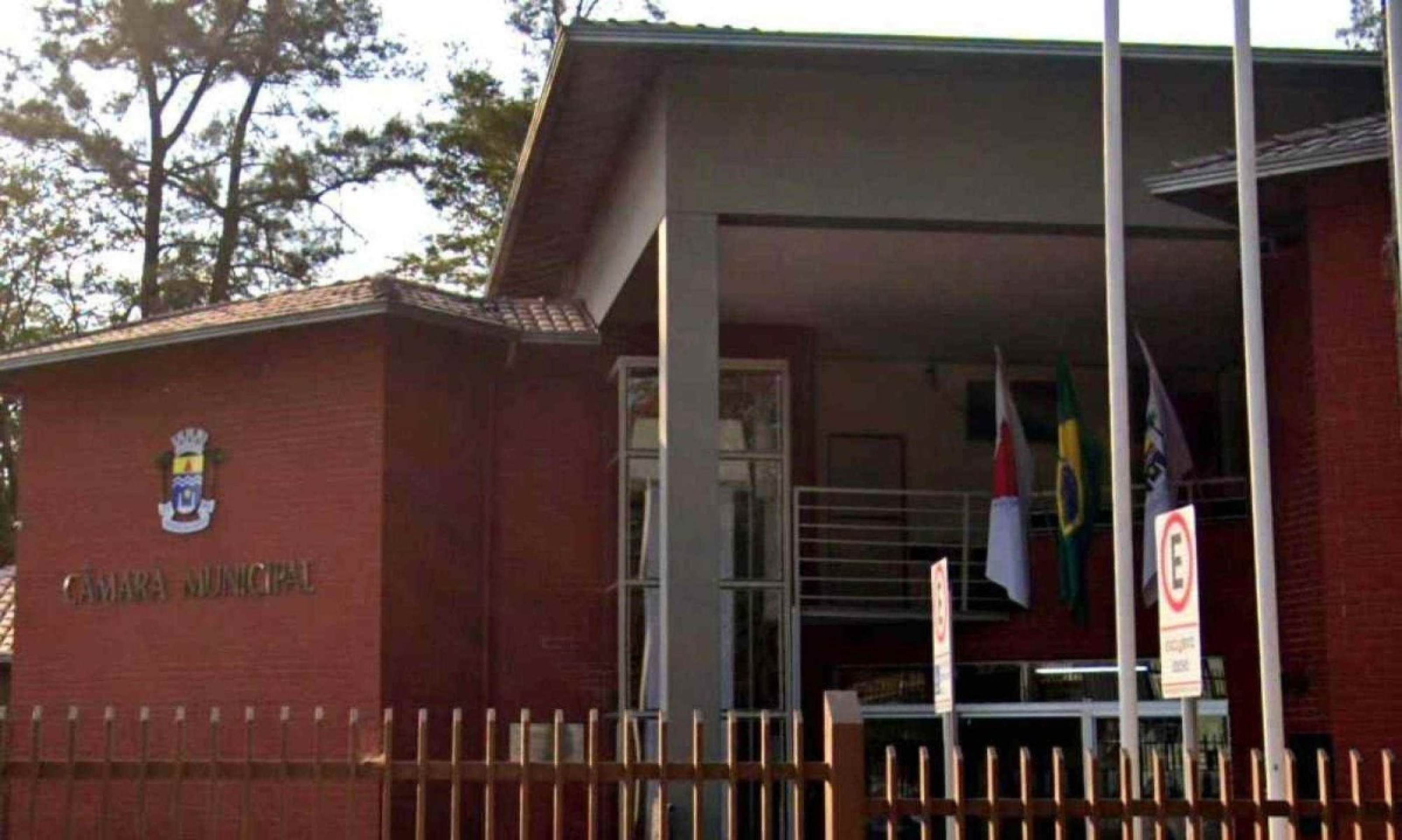 Polícia investiga suspeita de 'rachadinha' na Câmara de Ribeirão das Neves