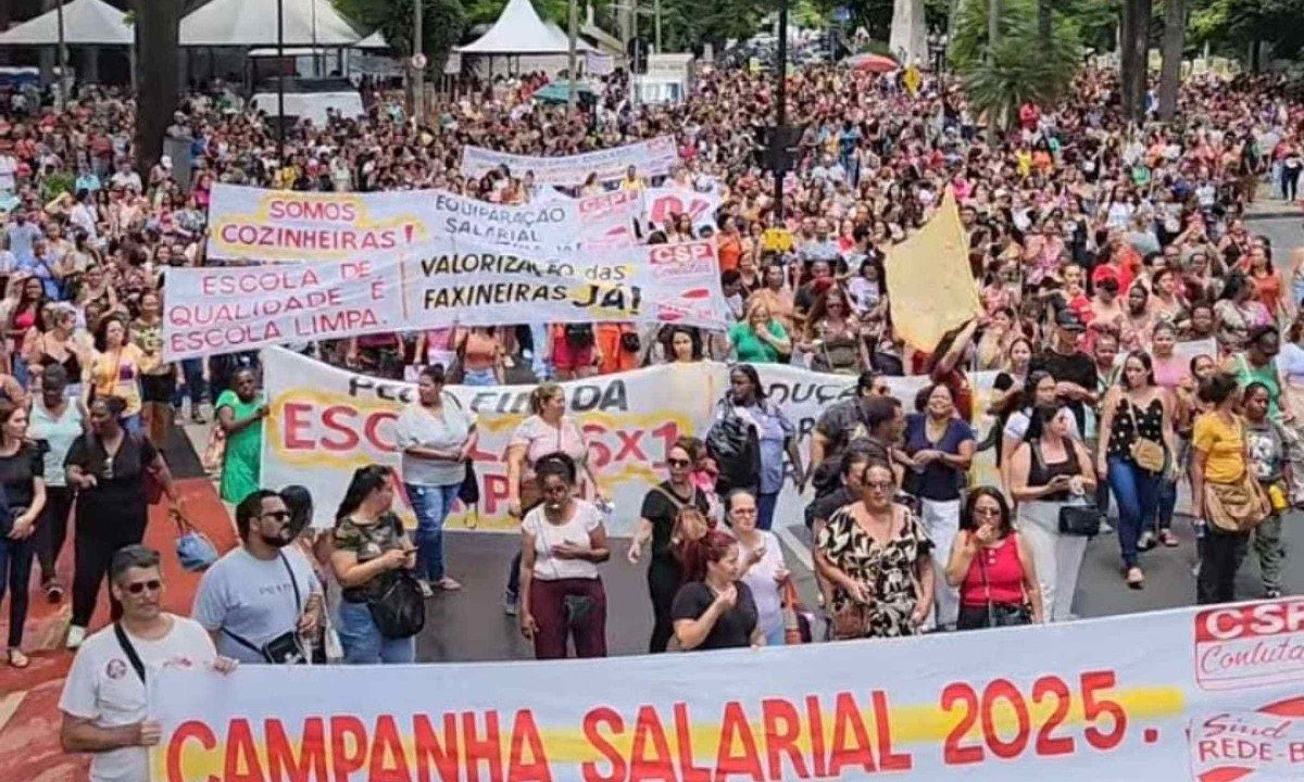 O ato se dispersou por volta das 12h -  (crédito: Reprodução / Redes Sociais)