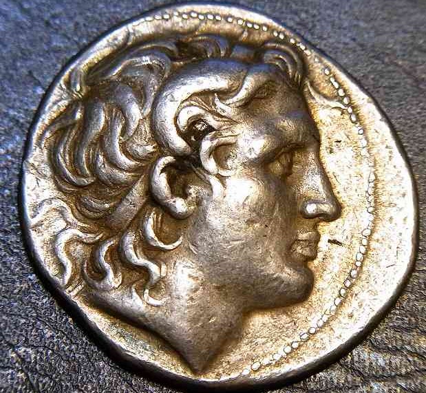 Alexandre, o Grande, nasceu em 356 a.C., em Pela, na antiga Macedônia.