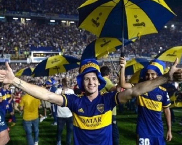 A relação Brasil-Argentina, com suas nuances de rivalidade esportiva, como no futebol, e suas profundas raízes culturais e econômicas, mostra que, apesar das diferenças, o respeito e a amizade sempre prevalecem.-DIVULGAÇÃO/BOCA JUNIORS