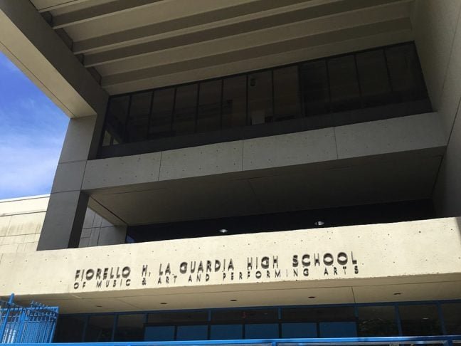 Ainda jovem, ele frequentou a Fiorello H. LaGuardia High School of Music and Art and Performing Arts, uma escola conhecida por formar talentos artísticos. 
