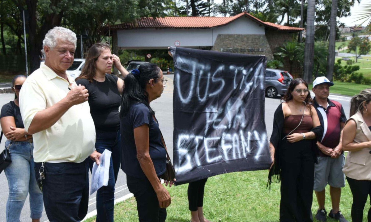 Corpo de adolescente de 13 anos morta por pastor é enterrado em BH