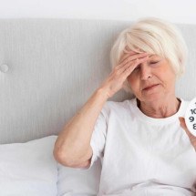 Dormir bem para lembrar melhor: o impacto do sono na saúde dos idosos - Freepik
