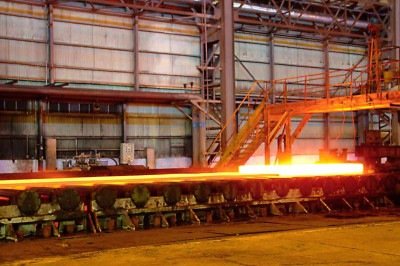  Laminação de chapas grossas de aço na Usiminas. Produto é o principal item de exportação para os Estados Unidos -  (crédito: Divulgação/Usiminas – 7/5/25)