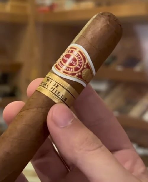 Os charutos variam em potência, dependendo das folhas utilizadas. Em Cuba, eles são classificados em cinco categorias: suave, meio-suave, médio, meio-forte e forte.