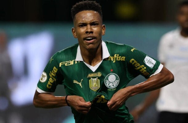 ESTÊVÃO - Entrou aos 27 minutos do segundo tempo, na vaga de Raphael Veiga. Buscou a bola e tentou algumas jogadas individuais. Numa delas quase fez um golaço.  NOTA 6,0. Foto: Cesar Greco/Palmeiras