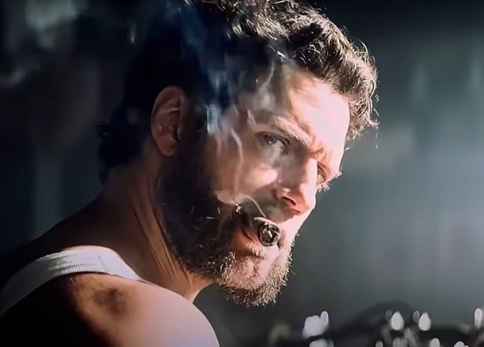 Na cena em questão, Henry Cavill interpreta uma variante de Wolverine, apelidada de “Cavillrine”, que é encontrada por Deadpool durante suas viagens pelo multiverso.