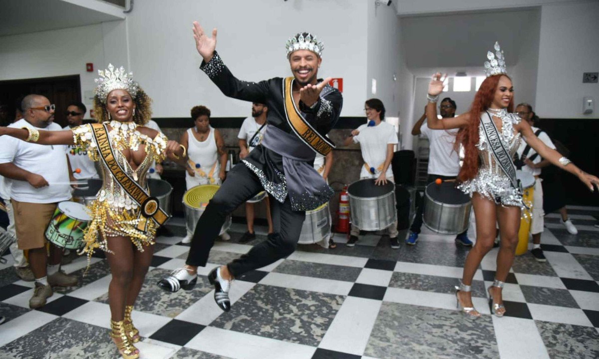 Corte momesca durante anuncio do início do período oficial de carnaval em BH -  (crédito: Gladyston Rodrigues/Em/D.A Press)