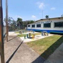 MG: aluna tenta esfaquear colega em escola - Redes sociais
