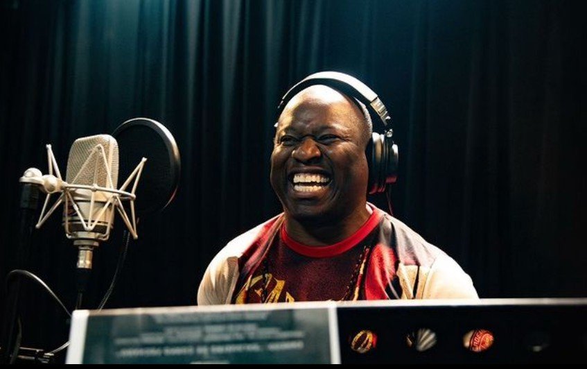 Igor Sorriso (Salgueiro) - Cria do Aprendizes do Salgueiro, escola mirim, teve passagens pela São Clemente e Unidos de Vila Isabel, mas se firmou mesmo no carnaval paulistano à frente da Mocidade Alegre. Por lá, ficou com os títulos de 2014, 2023 e 2024.