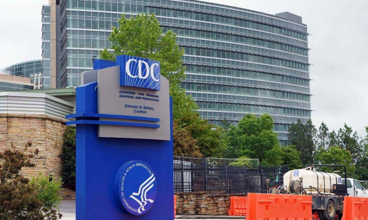 Além dos pesquisadores, outros funcionários do CDC foram demitidos -  (crédito: Tami Chappell/AFP)