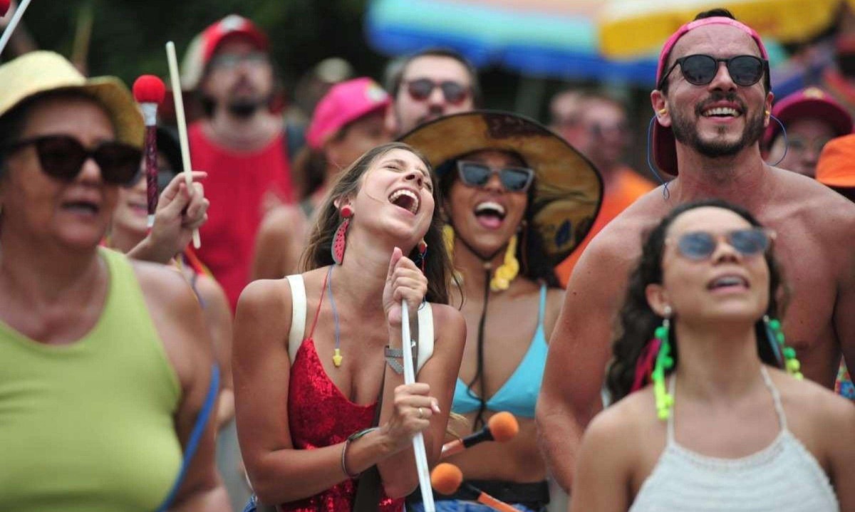 Pré-carnaval de 2024 agitou a cidade. Em 2025, primeiro fim de semana de pré-carnaval já concentra 39 blocos -  (crédito: Alexandre Gazanshe/EM/D.A.Press)