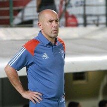 A diretoria faz a parte dela. Jogadores, façam a de vocês, que é jogar bem - Edesio Ferreira/EM/D.A Press