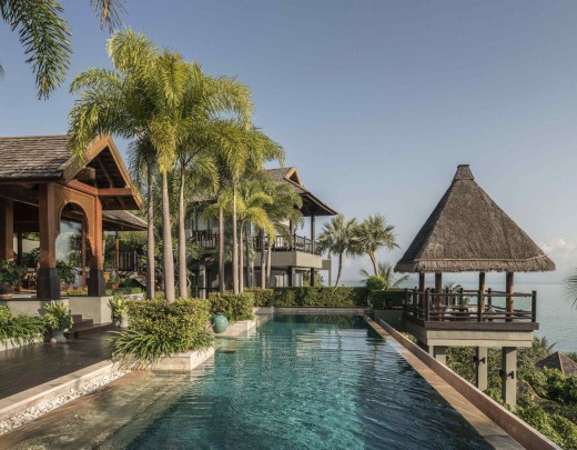 Pano de fundo para nova temporada de The White Lotus, o Four Seasons Resort Koh Samui fica aninhado em uma exuberante colina tropical com vista para o mar da Tailândia - (crédito: Four Seasons Resort Koh Samui/Divulgação) Pano de fundo para nova temporada de The White Lotus, o Four Seasons Resort Koh Samui fica aninhado em uma exuberante colina tropical com vista para o mar da Tailândia - (crédito: Four Seasons Resort Koh Samui/Divulgação)