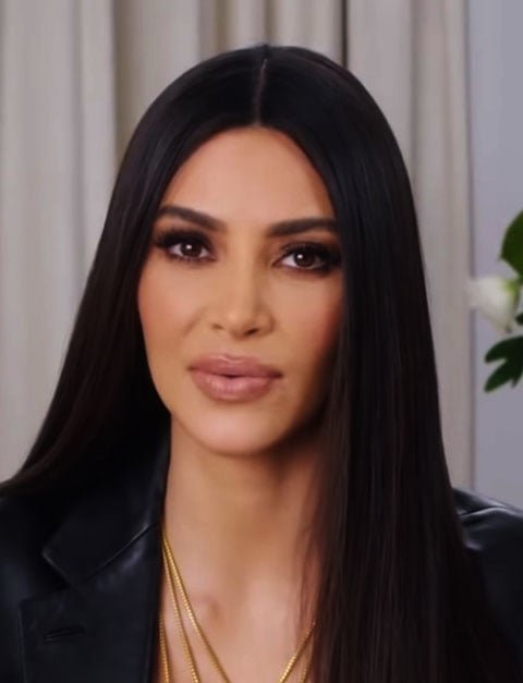 Kim Kardashian - Nascida em 21/10/1980, em Los Angeles, a empresária, influenciadora e atriz americana mede 1,59 metro. 
