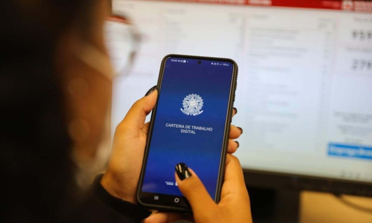 O documento de identidade é necessário para participar do processo seletivo -  (crédito: crédito: Gil Leonardi / Imprensa MG)