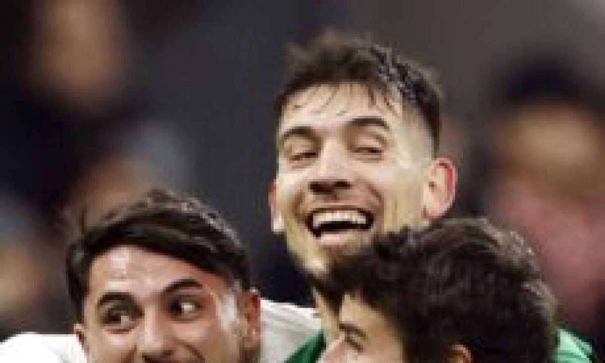 Milan cede empate ao Feyenoord e dá adeus à Liga dos Campeões -  (crédito: No Ataque Internacional)