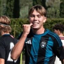 Filho de campeão do mundo é convocado por seleção de base - No Ataque Internacional