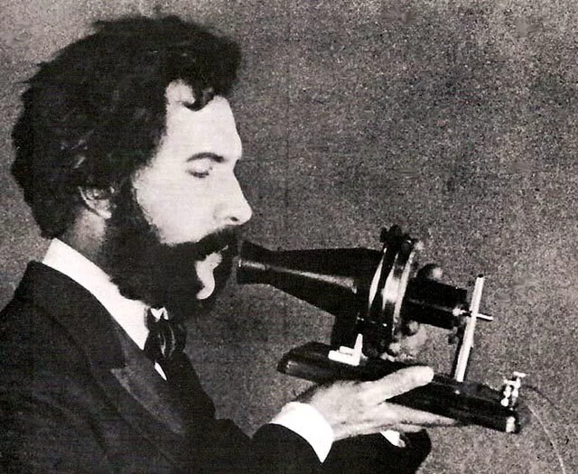A evolução do telefone: da invenção até os smartphones modernos - Domínio Público/Wikimedia Commons
