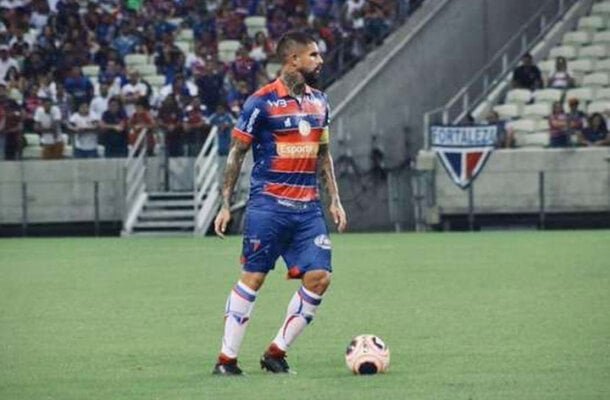  Fortaleza (2022) - Disputa a sua primeira Libertadores em 2022, caindo nas oitavas para o Estudiantes. Jogou também em 2023 e está na atual edição. - Leonardo Moreira / FEC