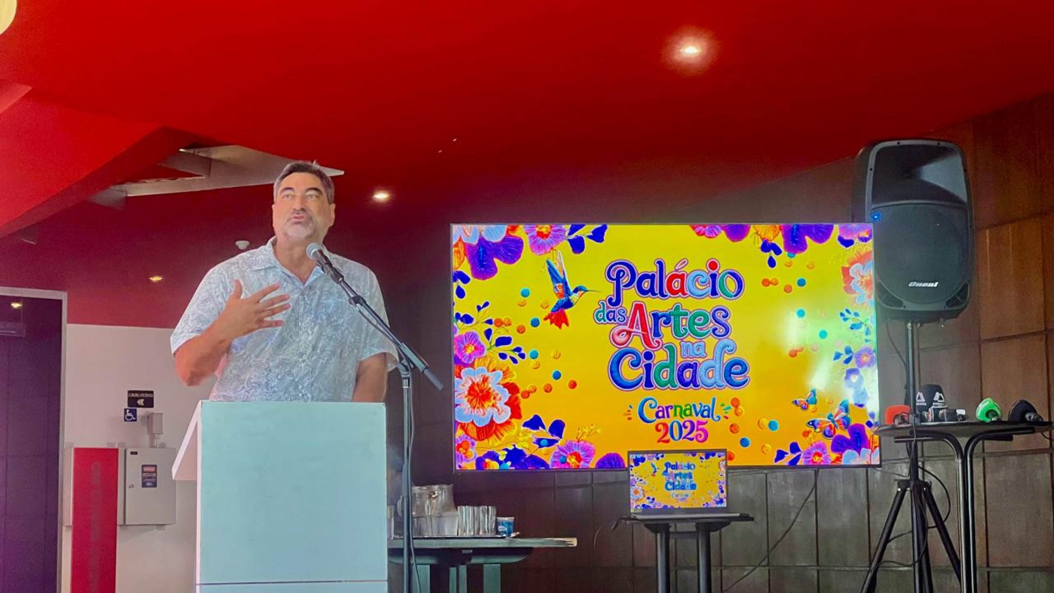 Zeca Camargo vai comandar madrugada de música eletrônica no carnaval de BH