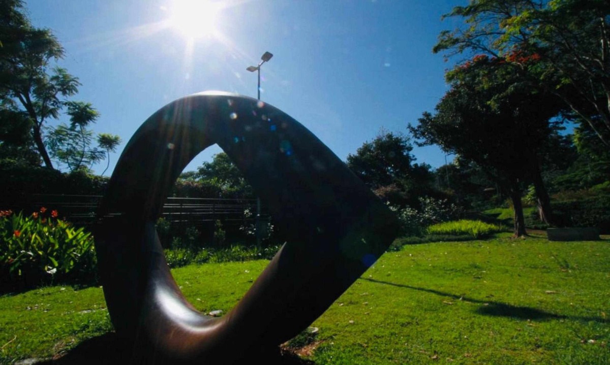 Minas Gerais tem enfrentado calor intenso nos últimos dias -  (crédito: Edesio Ferreira/EM/D.A Press)