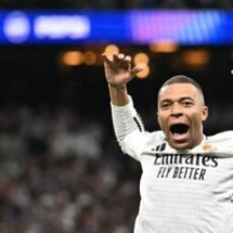 Real Madrid dá &#8216;olé&#8217; com hat-trick de Mbappé e elimina City da Champions