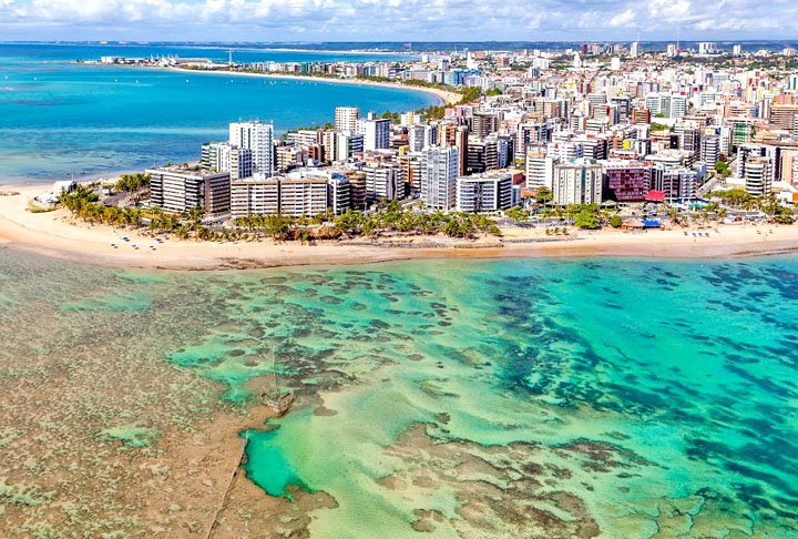 ALAGOAS - Se deve ao grande nÃºmero de lagos e lagoas na regiÃ£o: Mais de 30 no estado, sendo 17 apenas na capital MaceiÃ³. 
