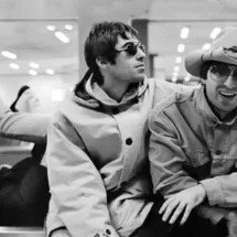 Oasis ganha documentário sobre volta da banda e turnê de 2025 -  Reprodução do Instagram @oasis