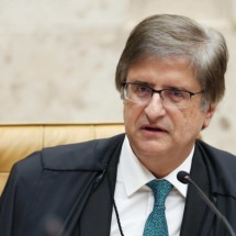 Cinco pontos que distinguem a denúncia da PGR do relatório da Polícia Federal