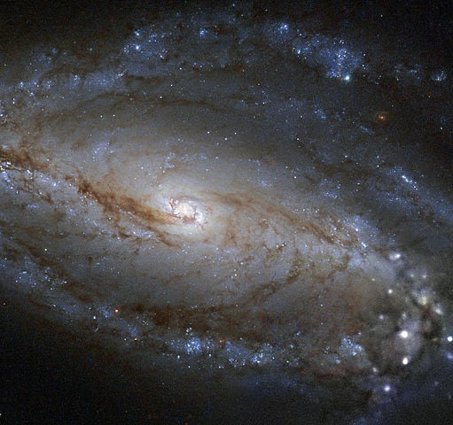 Em abril de 2024, o Hubble entrou em 