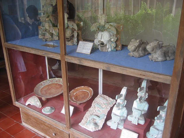 De acordo com os estudiosos, essas descobertas sÃ£o essenciais porque contribuem para indicar detalhes da forma de vida e da organizaÃ§Ã£o dos maias que viviam nesta regiÃ£o.