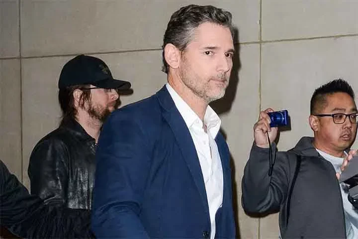 Eric Bana é o mais novo de dois filhos. O ator tornou-se conhecido na Austrália, precisamente, por causa do humor. Primeiramente, com a atuação na série 