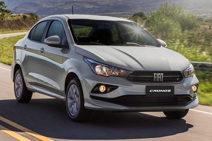 Lançado no Brasil em fevereiro de 2018, o Fiat Cronos é um dos carros mais equilibrados da lista em termos de consumo/custo-benefício.