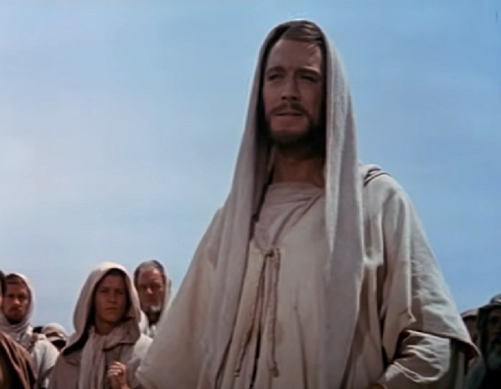 A atuação de Sydow foi elogiada pela crítica por sua intensidade emocional e seriedade, e o filme se tornou um clássico do cinema religioso.