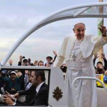 Nem Madonna, nem Lady Gaga: maior público de Copacabana é de papa Francisco - Evarista Sá / AFP