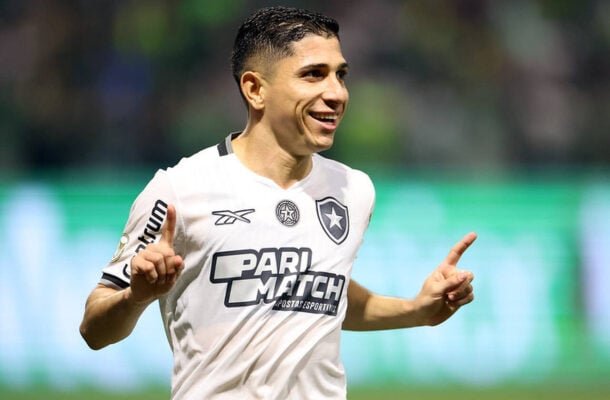 SAVARINO - Desperdiçou uma boa oportunidade e ficou procuando com quem dialogar. Mal aproveitado, obviamente - NOTA: 4,0 - Foto: Vitor Silva/Botafogo